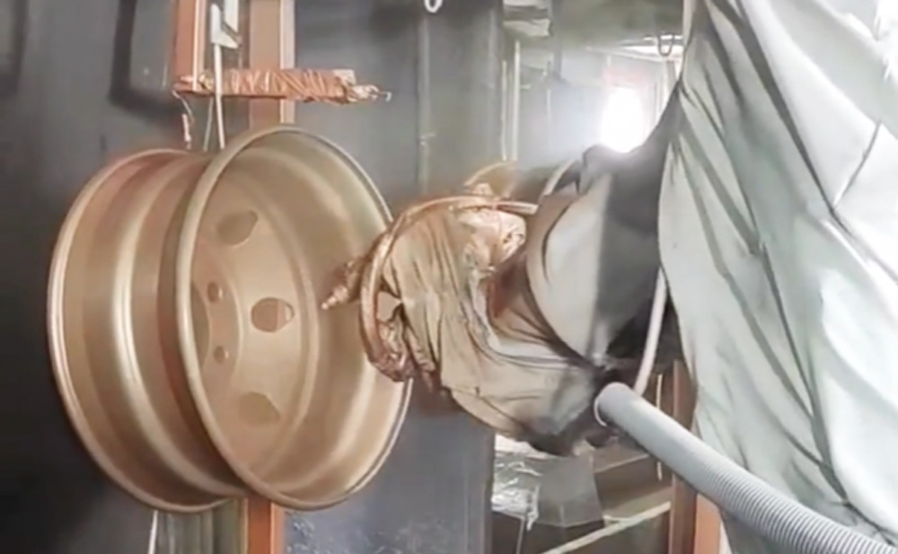 Car wheel hub painting